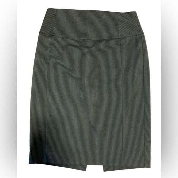 Express Gray Pinstriped Pencil Skirt Size 6 - Picture 1 of 5